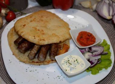 Kleine Cevapcici ( 5 Stück)